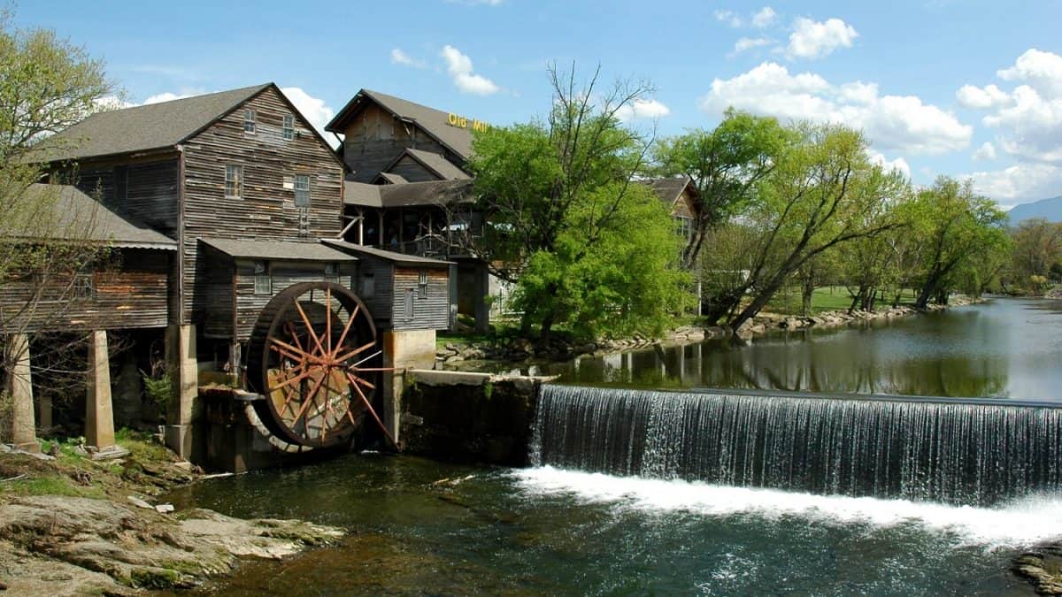 Cabins in Pigeon Forge, Old Mill General Store, Pigeon Forge, Pigeon Forge Cabins, Pigeon Forge Old Mill, Stay in Pigeon Forge, The Old Mill, What to do in Pigeon Forge